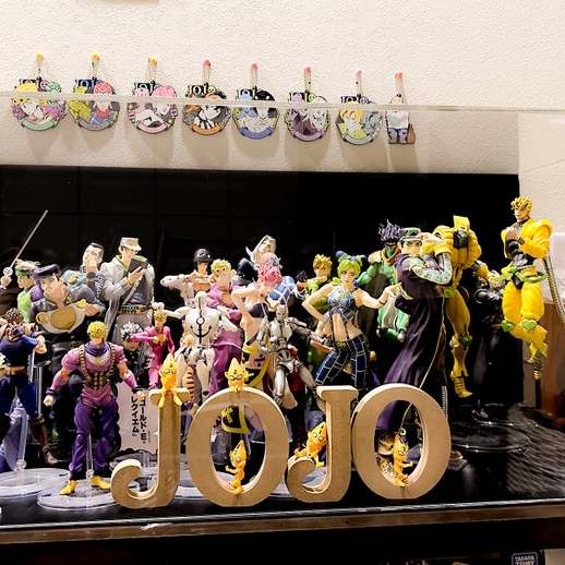 ショーケースラボ 「ジョジョの奇妙な冒険フィギュア用」横ワイドケース製作事例