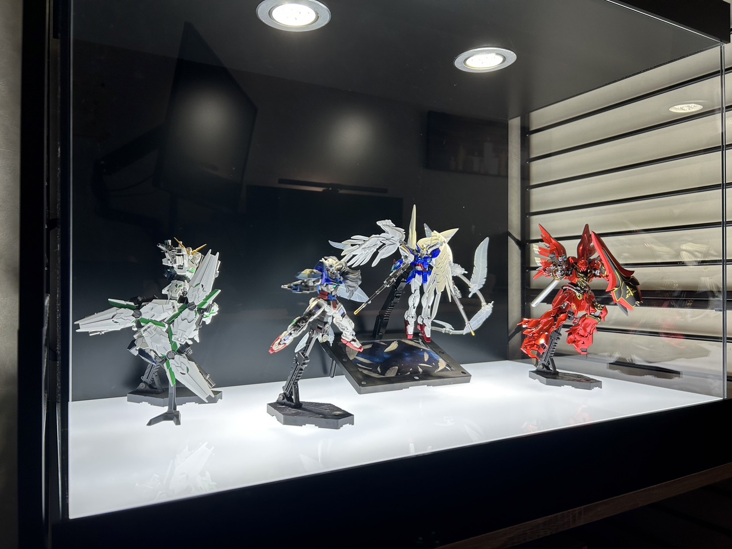 フルオーダー製作事例6 | フィギュアケース専門SHOWCASE LAB.